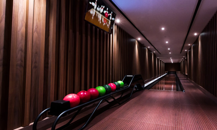 SnapAV Bowling Alley - London