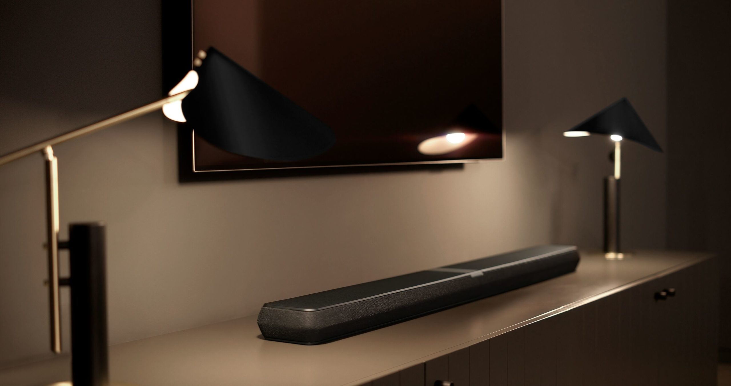 Er is een trend Bezighouden ontspannen Bowers & Wilkins Panorama 3 Dolby Atmos Soundbar Review - Residential  Systems