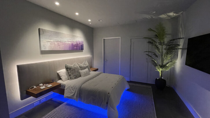 Elliston Showroom Bedroom with Dynamic Lights on