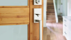 Kwikset Home Connect 620 Lifestyle3 Smart Lock