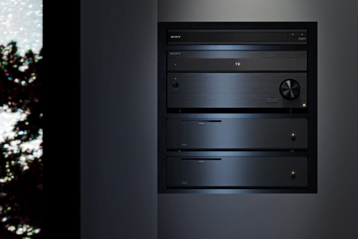 Sony ES AVR in Rack