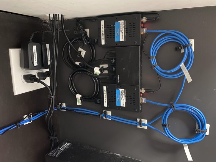 Vanco - Dr. Hook It Up - Rack
