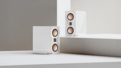 Monitor Audio Studio 89 Speakers in High Gloss White