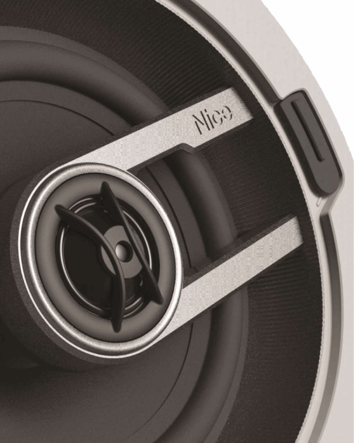 Nice Toolless Speakers - Closeup