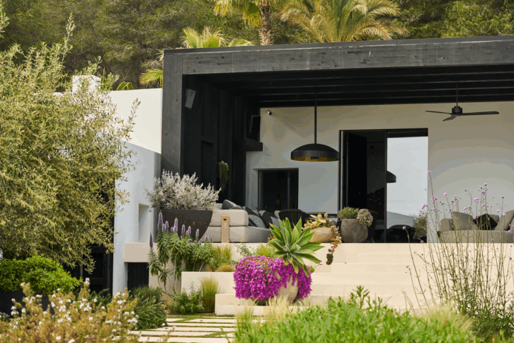 L-Acoustic High-End Audio Outdoor Installation - Ibiza - Deck