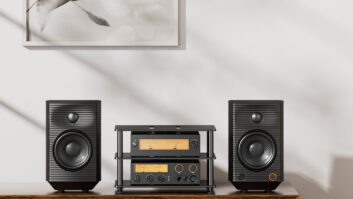 The SP5 is pictured with the new FiiO K15 DAC, headphone amp and streamer