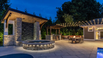 Lighthouse Design Studio - Full Yard Example