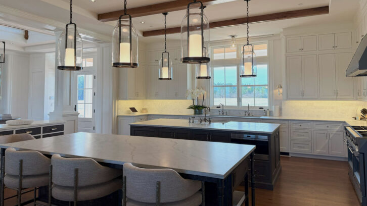 Custom integration in a kitchen