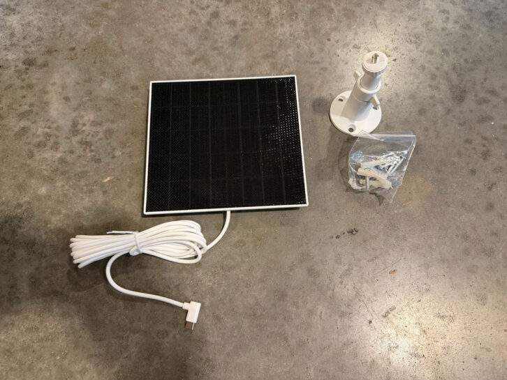 Alarm.com V731B 4MP Indoor/Outdoor Battery Spotlight Camera - Solar Panel Unboxed