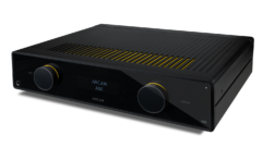 ARCAM AR50 amplifier - front