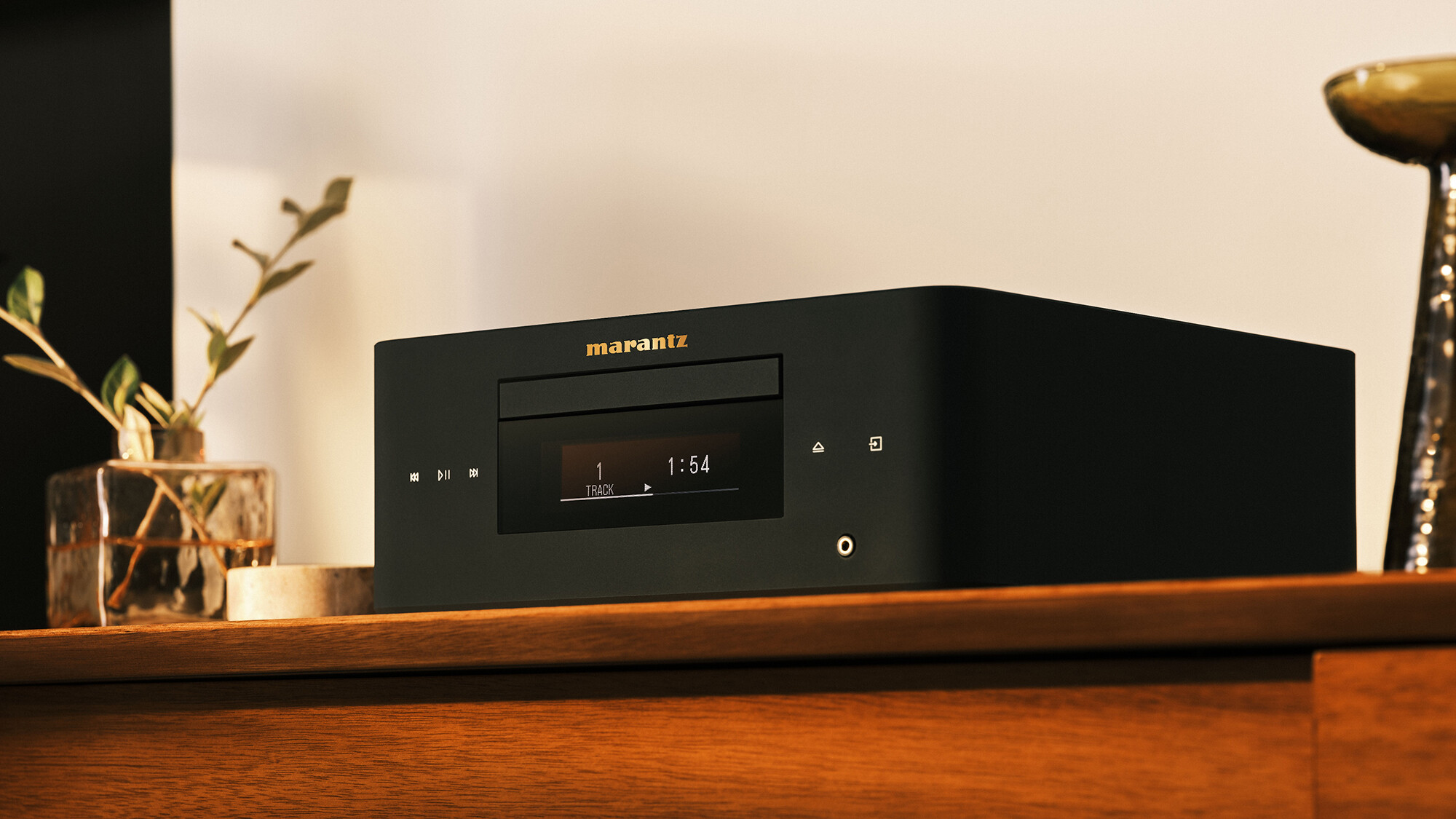 Marantz Introduces the MCR 60n Compact Music System - Residential Systems