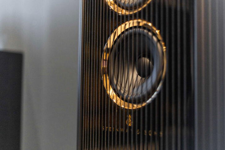 Steinway & Sons Model O loudspeaker - closeup